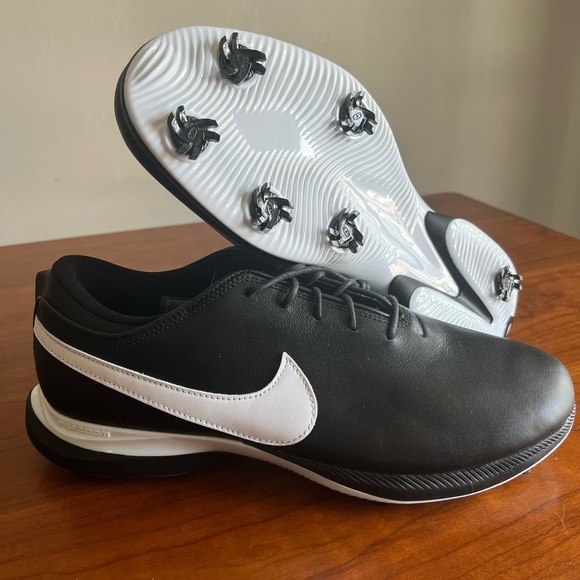 New Men's Nike Air Zoom Victory Tour 2 Golf Shoes Black White DJ6569-001 no box - Picture 2 of 10
